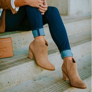 Lucky brand Leather booties